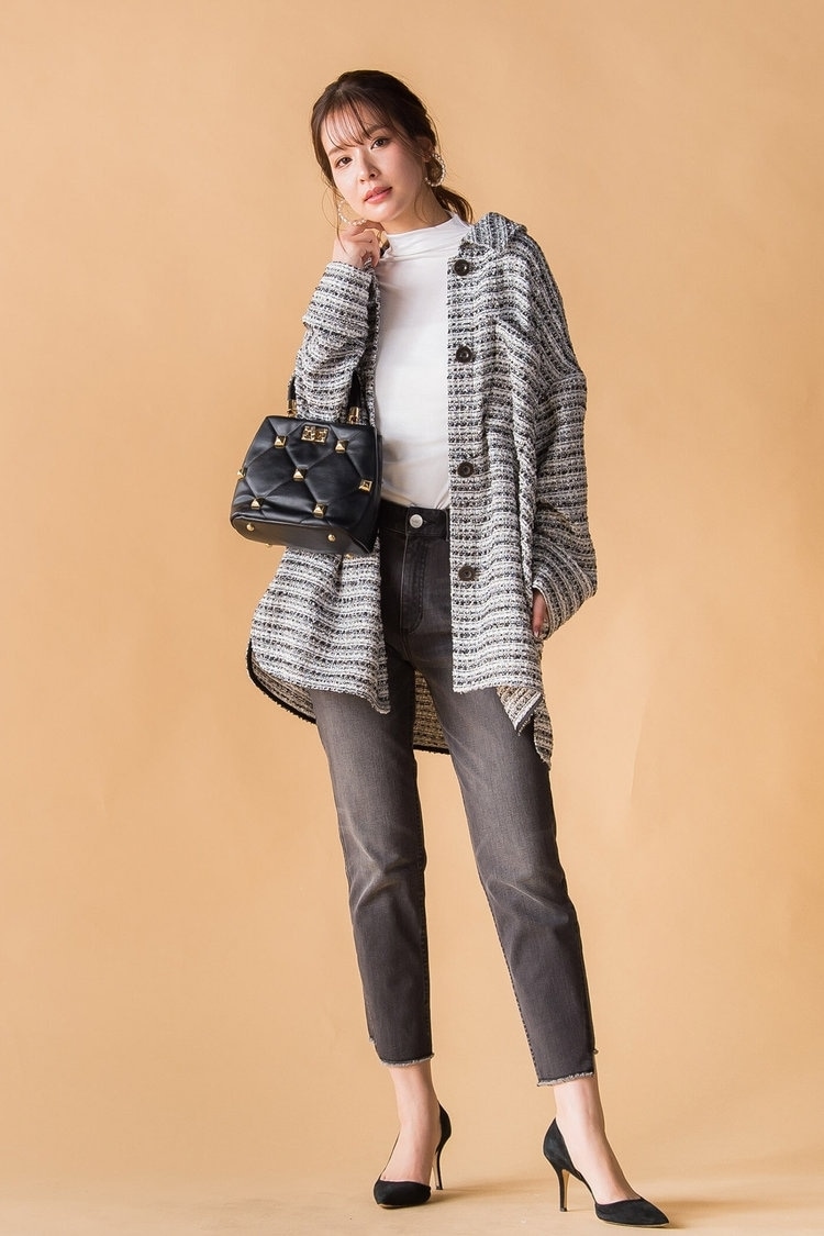 羽織りとトップスで着分けるシャツジャケット