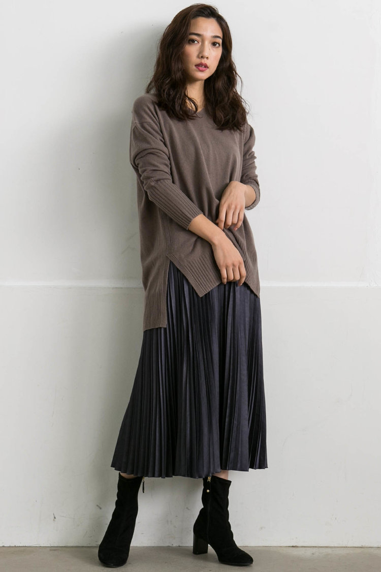 プリーツスカート