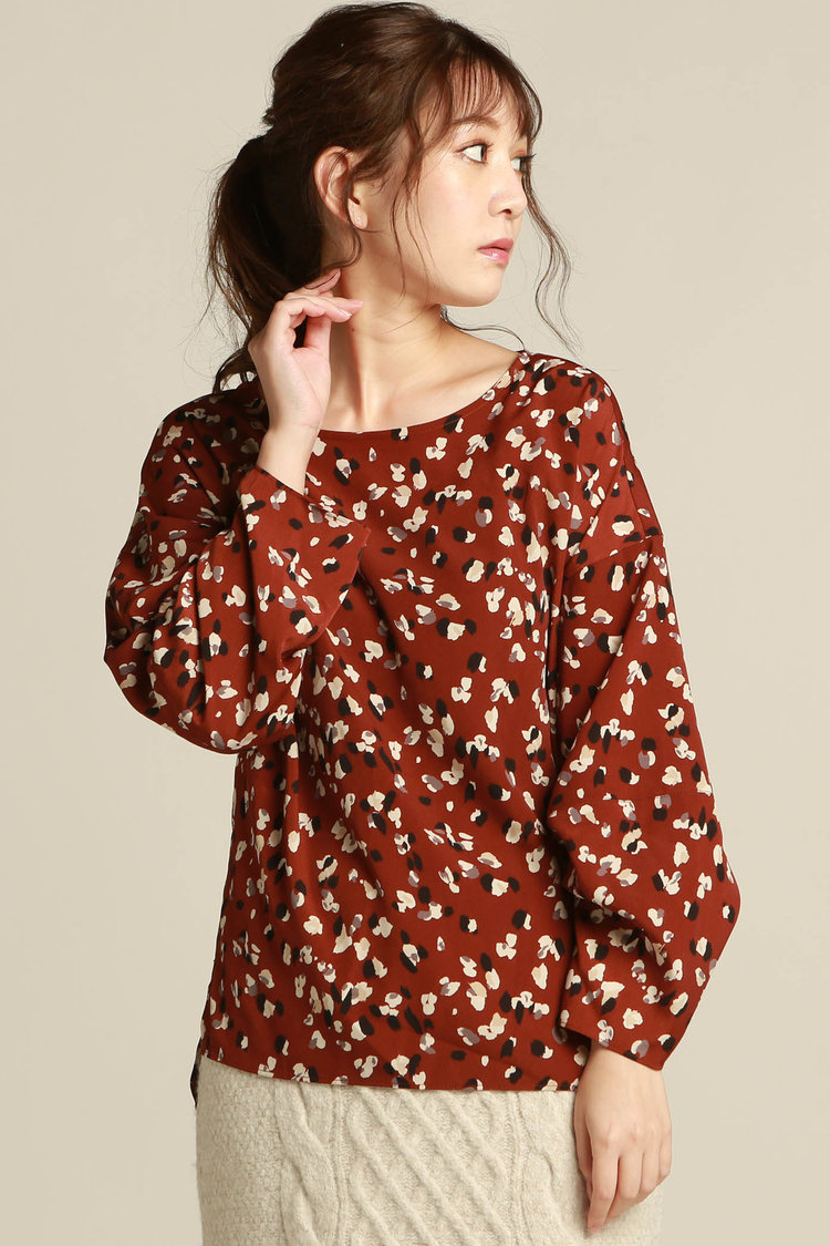 クラシカルな深みブラウンでレディに