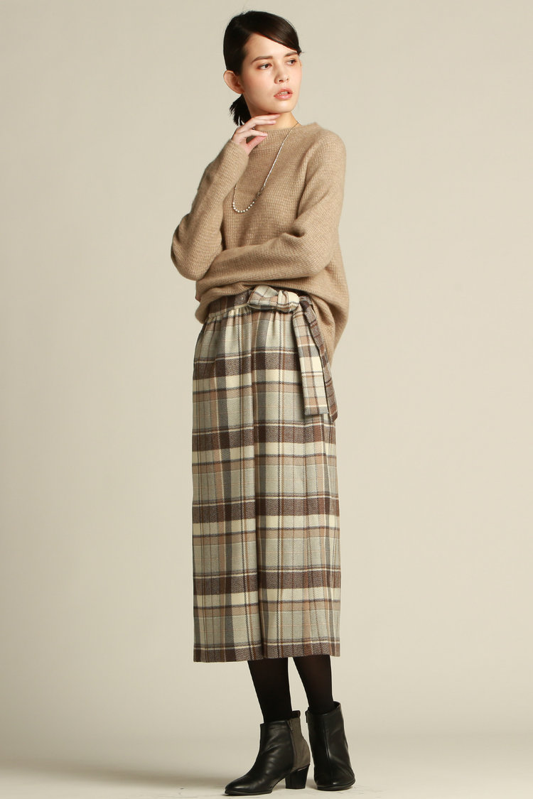 チェックスカート