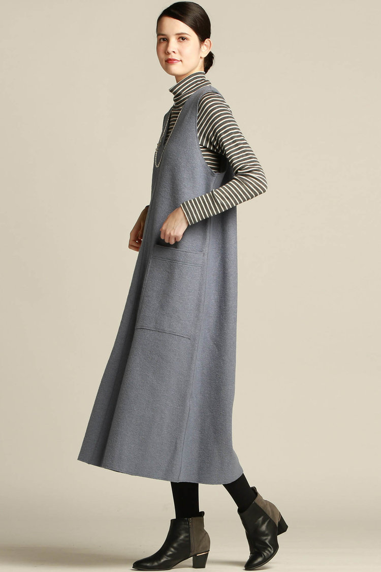 定番のワンピレイヤードを今のシルエットで