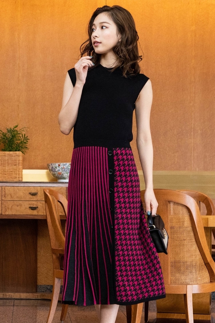 QUEENS COURT【手洗い可能】千鳥ミックスニットワンピース