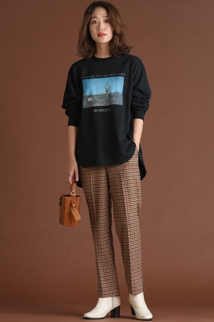 LIPSTAR 秋のパンツルック