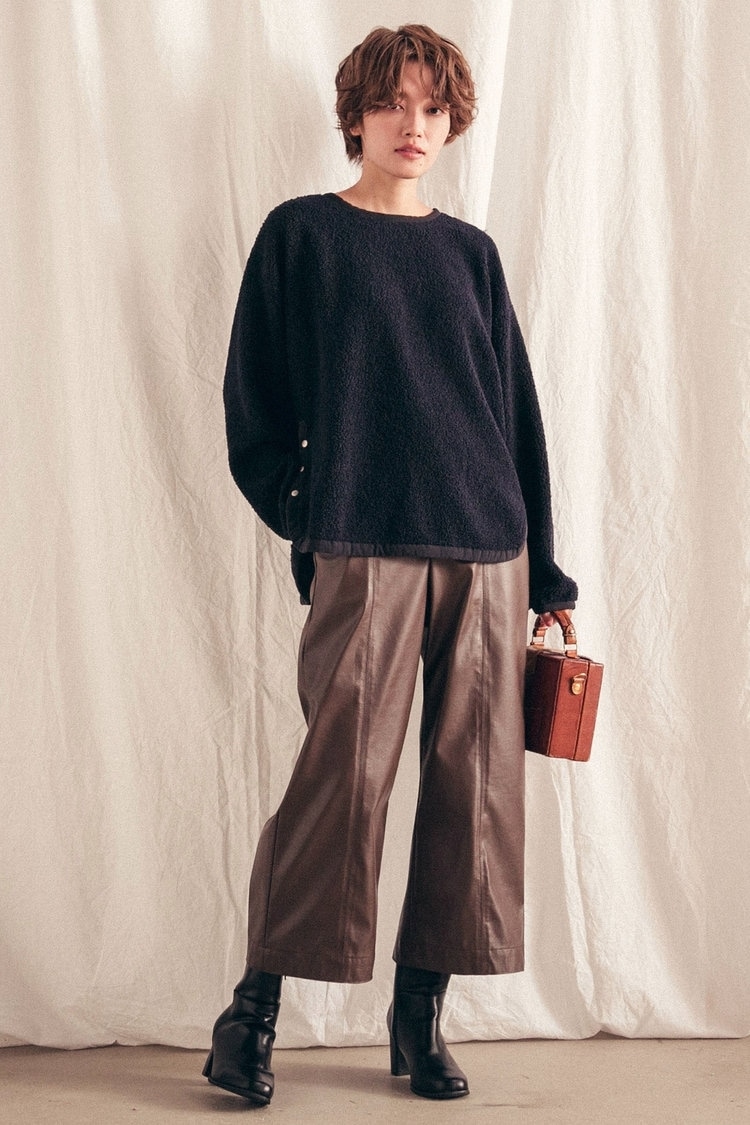 LIPSTAR 冬のパンツルック