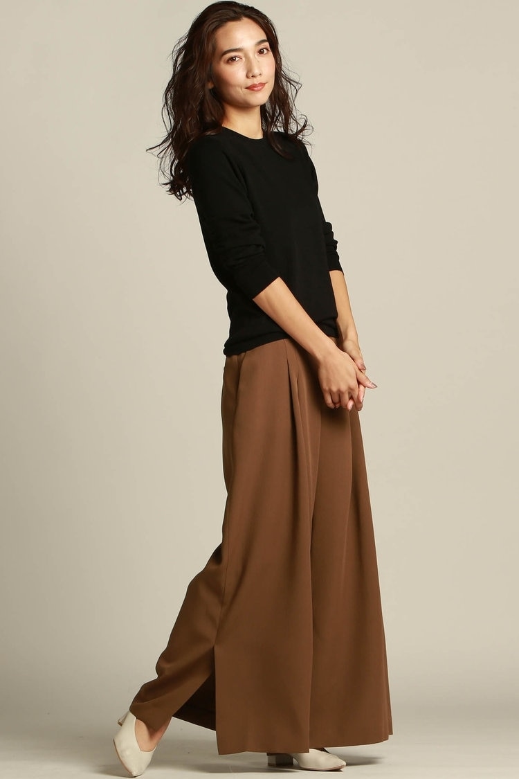 LAUTREAMONT 冬のパンツルック