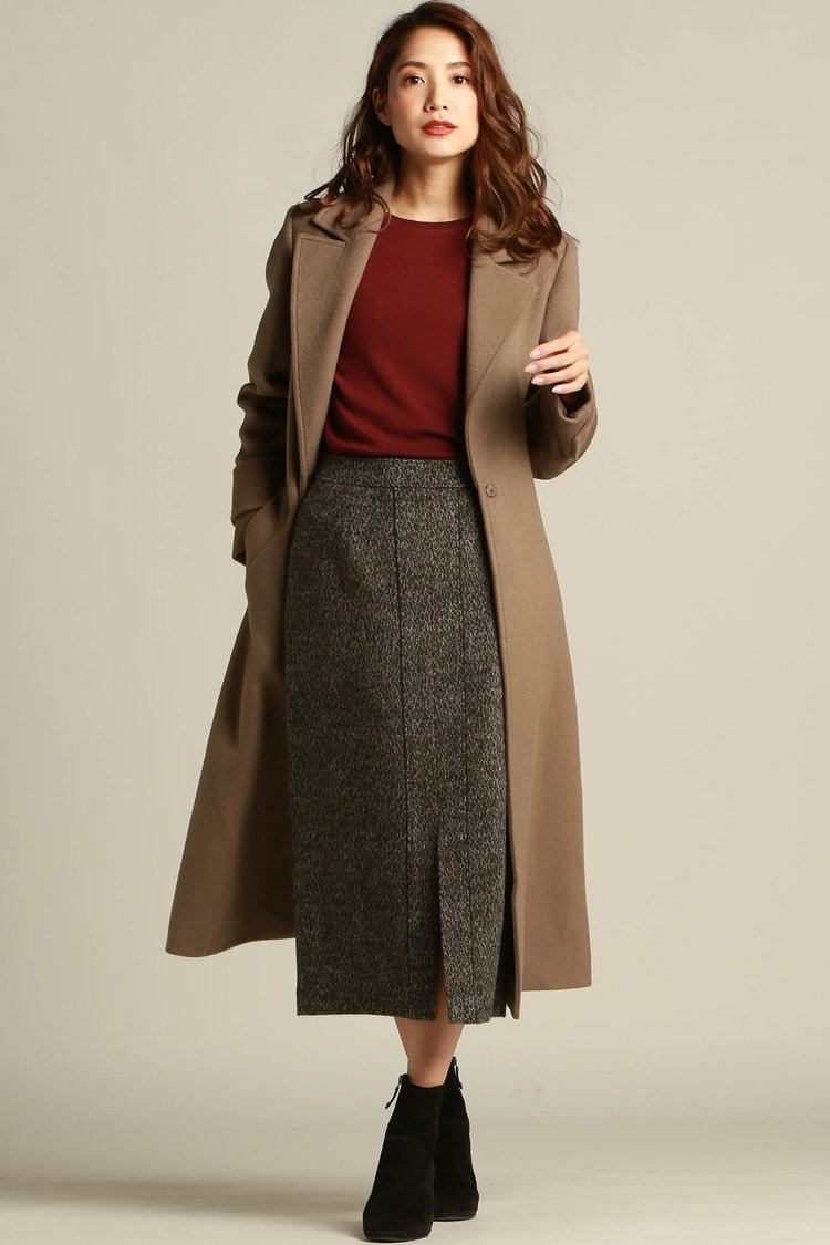 LAUTREAMONT 冬のスカートルック