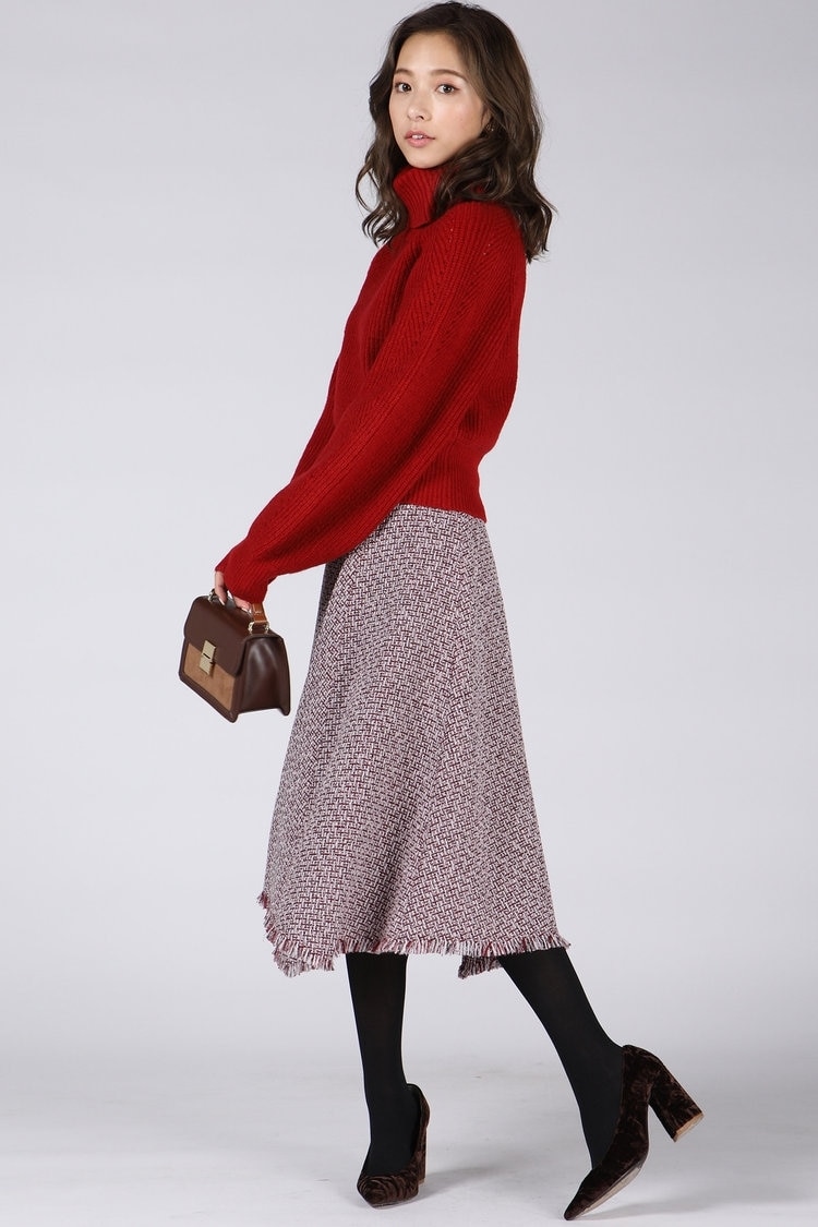 QUEENS COURT 【手洗い可能】6色袖ボリュームニット