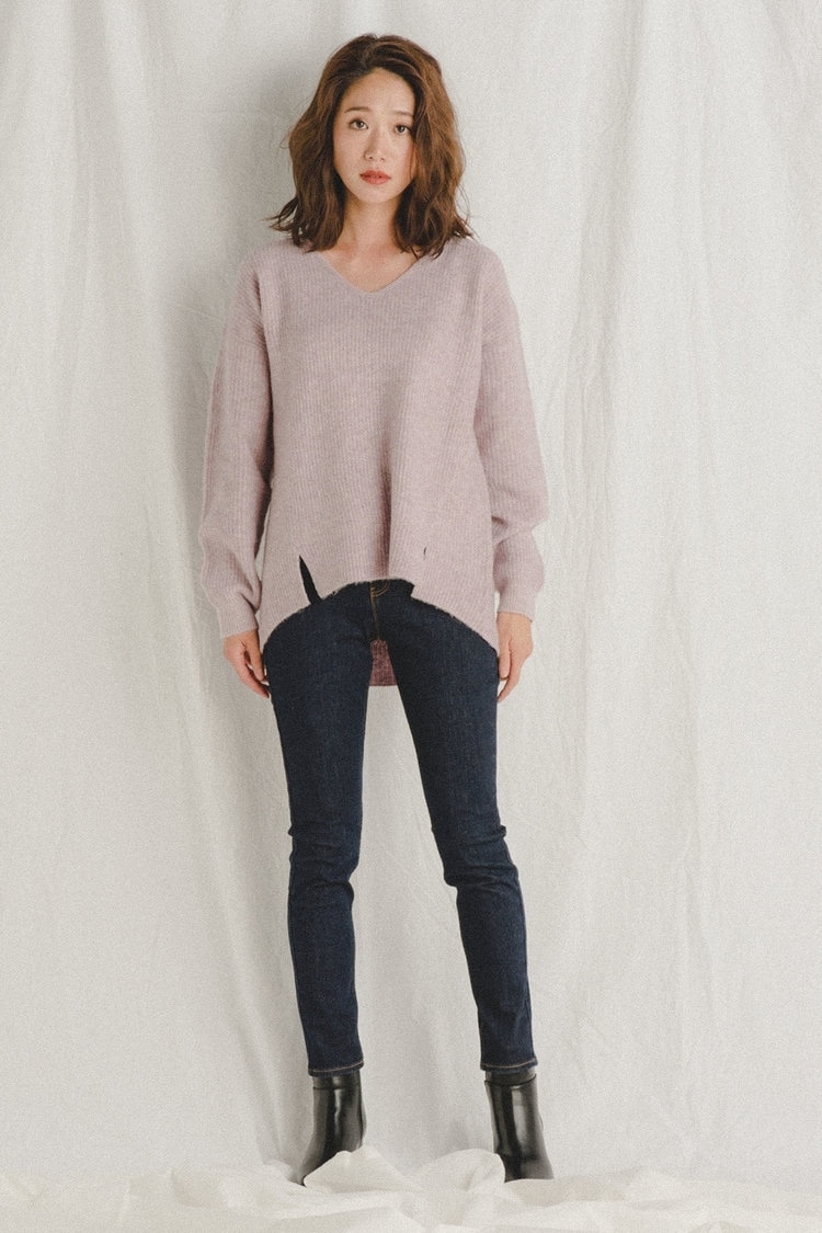 正統派ネイビーデニムをワンツーで