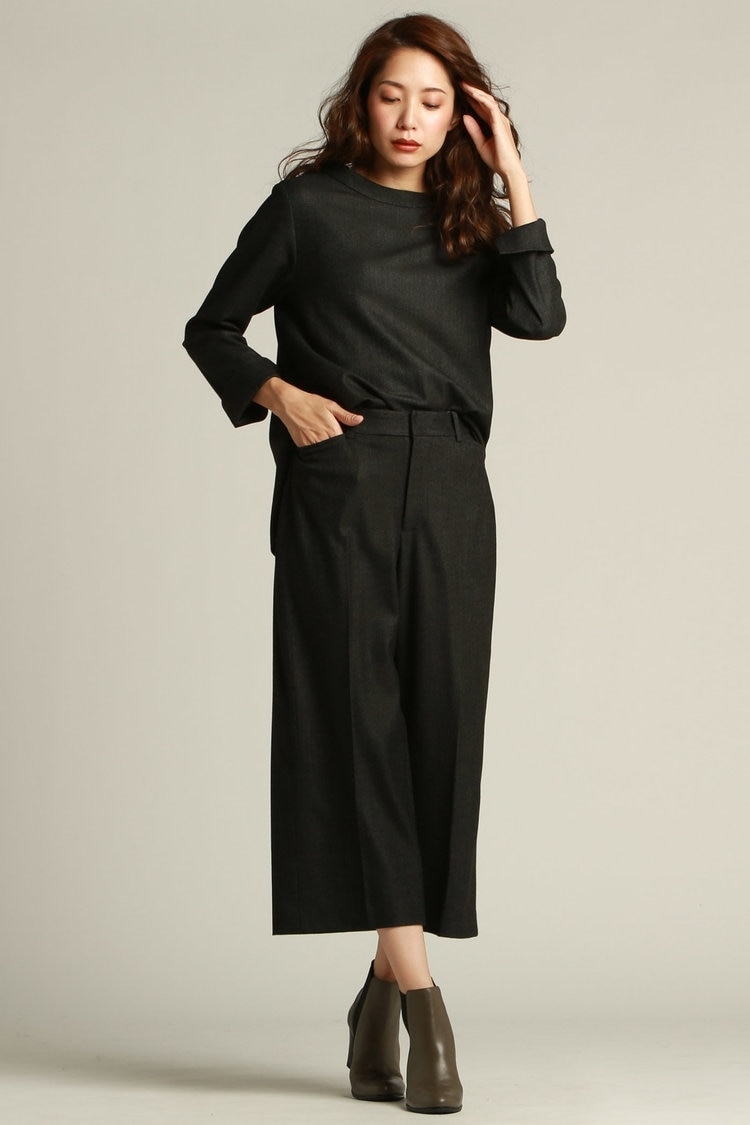 ブラウス×ガウチョパンツ