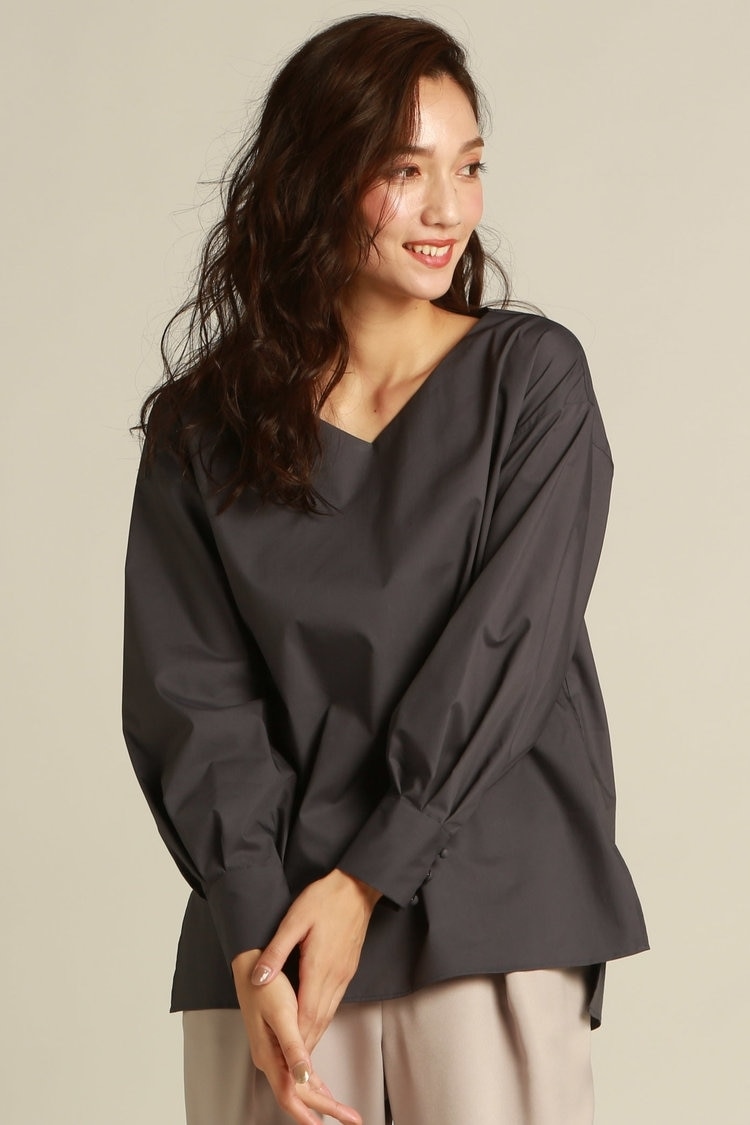 LAUTREAMONT袖タックデザインブラウス