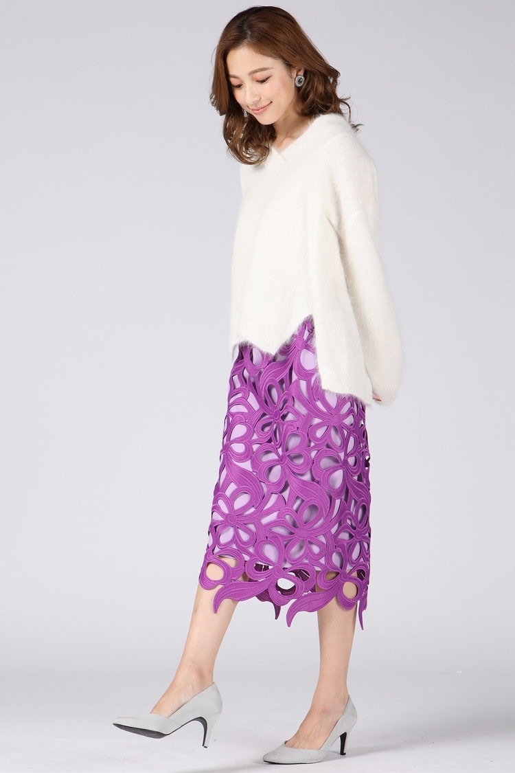 大柄フラワーレースタイトスカート