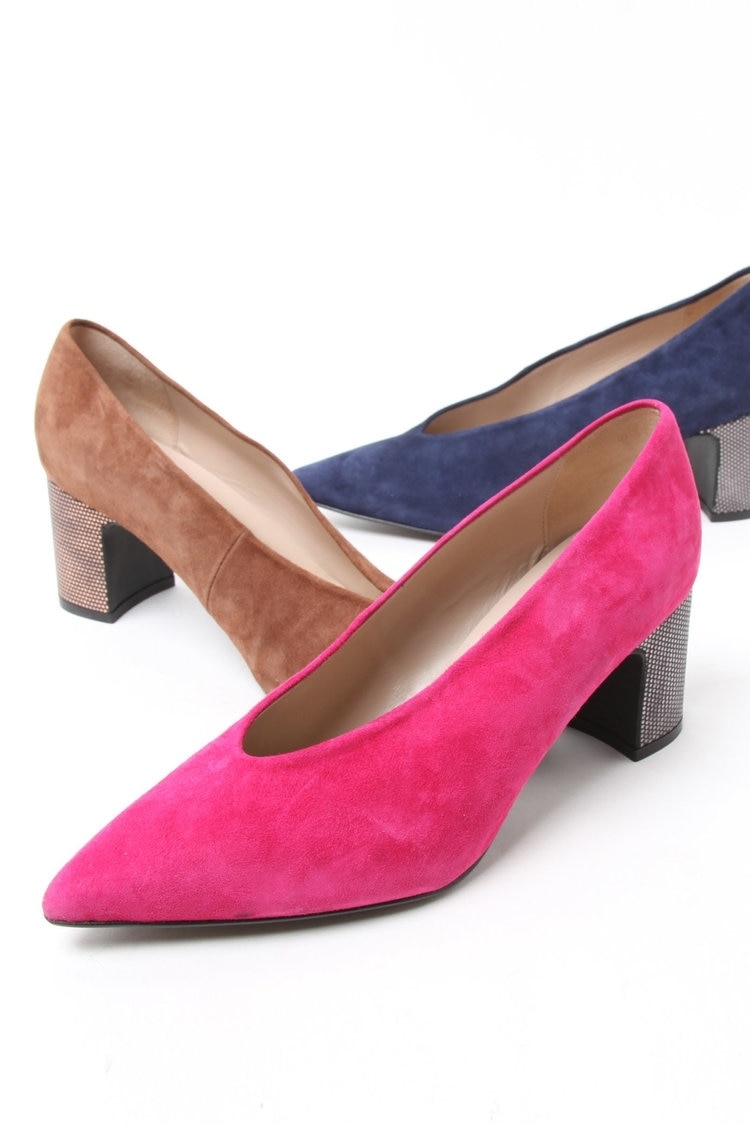 後ろ切替ドロップ襟抜きシャツ