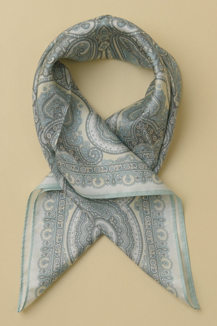 プリーツ使いワンピース