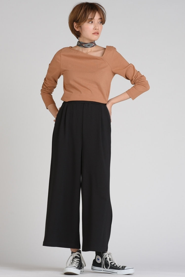 汚れを気にせず着れる“ブラックパンツ”