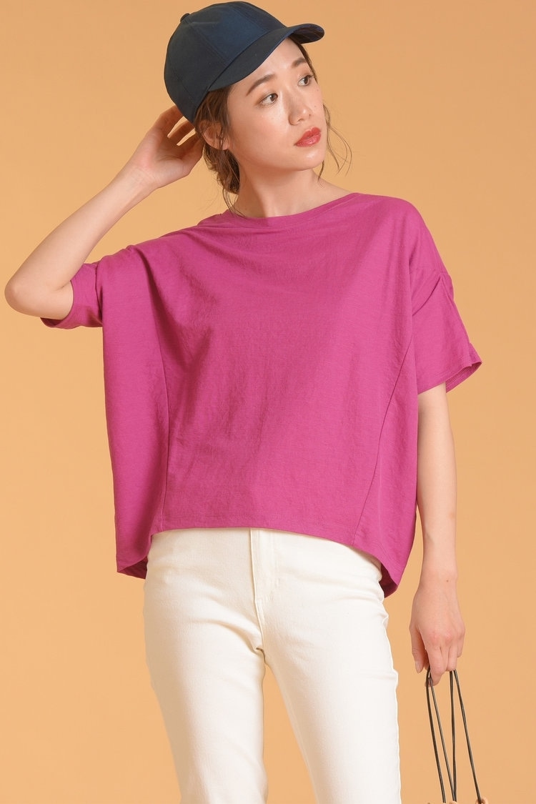 華やかカラーで気分を上げる