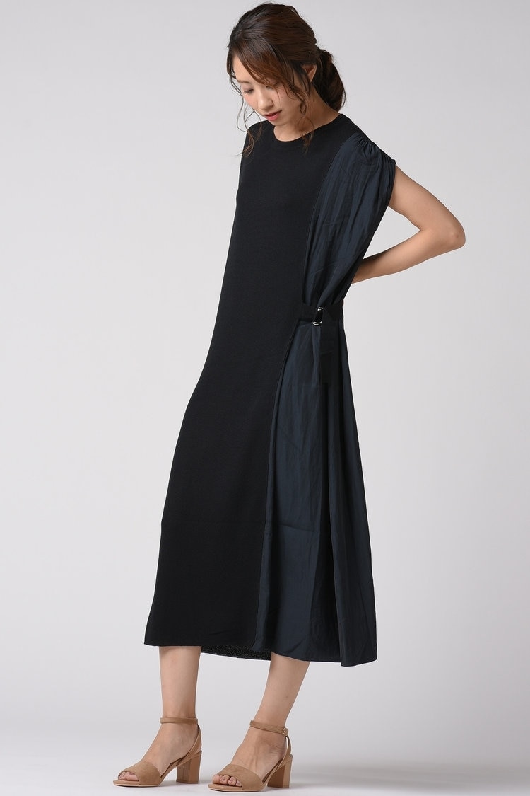 【WEB別注】≪手洗い可能≫シャリ感ニットプリーツ使いワンピース ketty