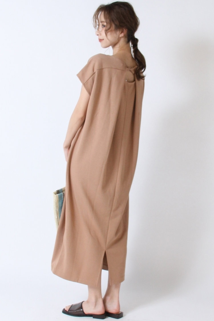 【WEB別注】≪洗濯機で洗える≫バックねじりワンピース
Ketty Cherie