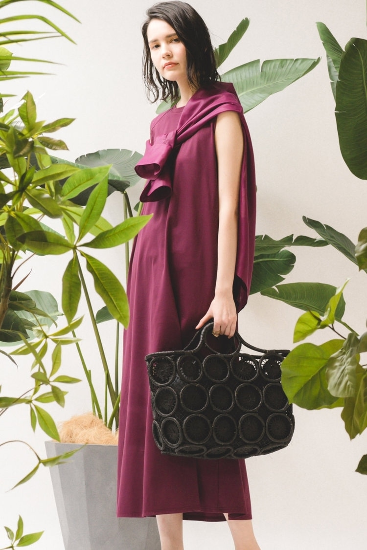 マスタリースムースボリュームタックワンピース MAYSONGREY