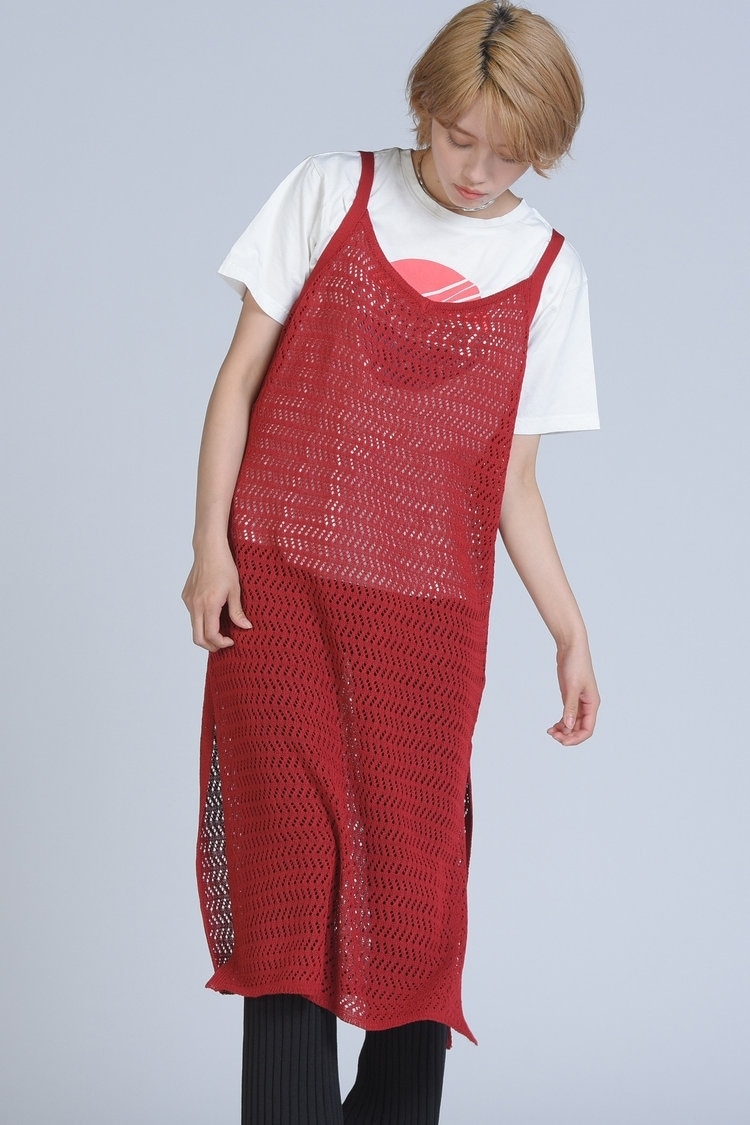 クロシェ編みニットキャミワンピース
LIPSTAR