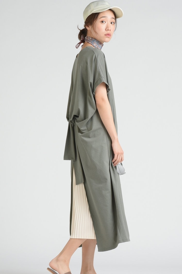 【socolla】2WAYスリットレイヤードプリーツワンピース socolla