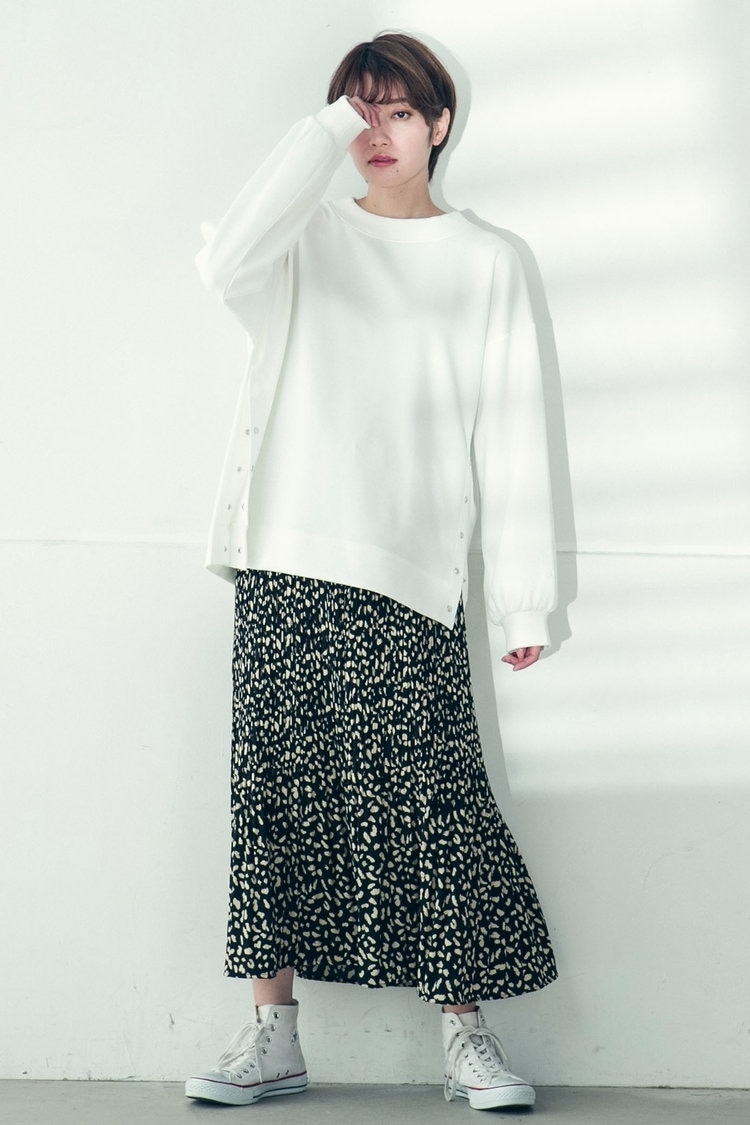 ぽっこり「下腹」は柄ボトムで視線を分散