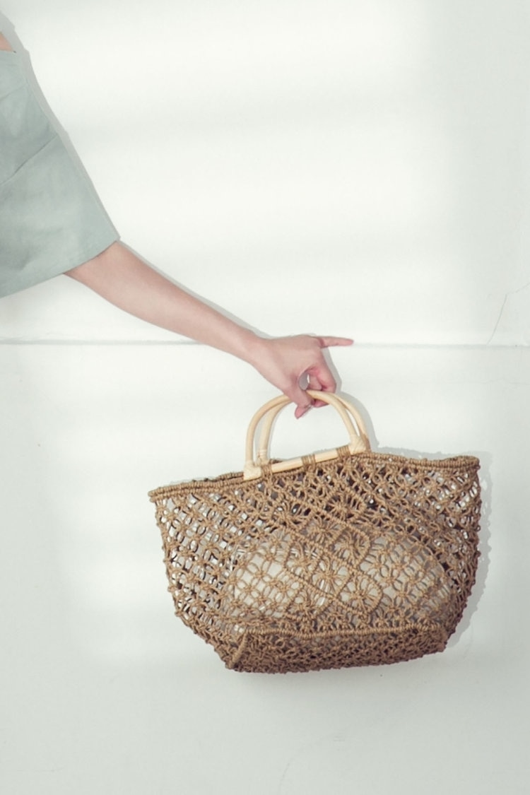 巾着付透かし編みカゴバッグ LIPSTAR