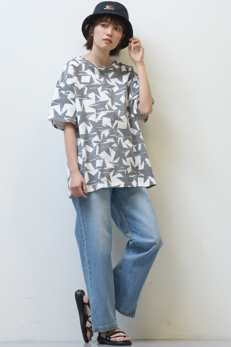スタープリントTシャツ
