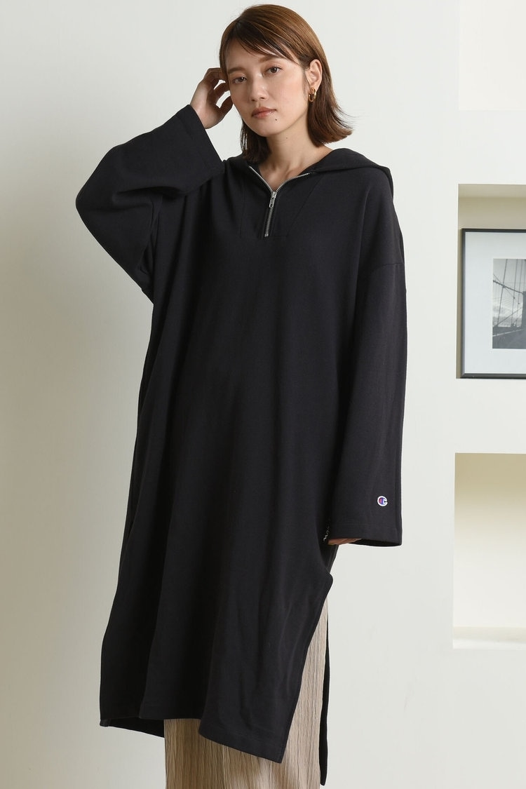 ≪Champion／チャンピオン≫ハーフジップ フーディーワンピース