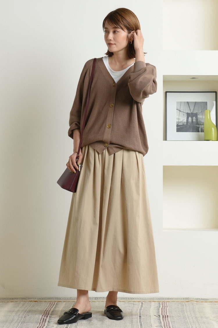 「カーディガン」主役のワントーン