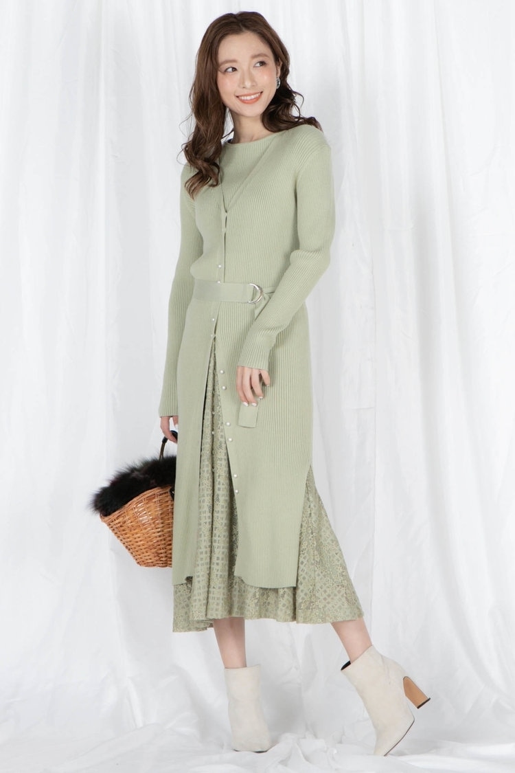 「ロングカーデ」をワンピース風に