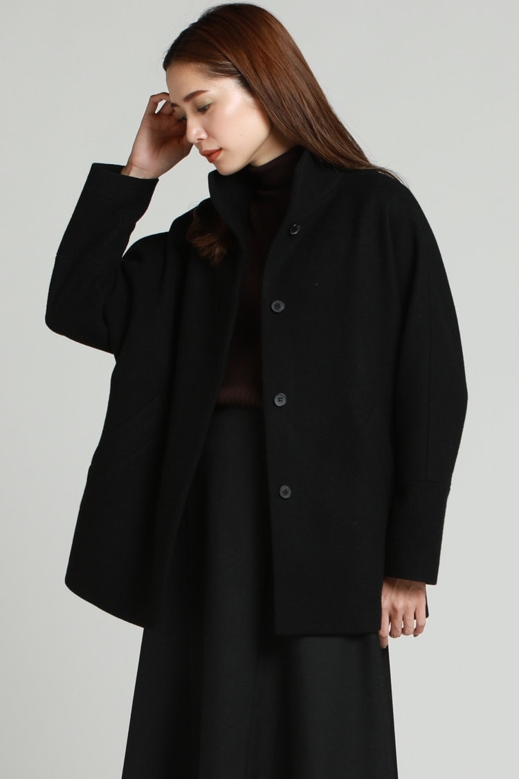 ドルマンスリーブハーフコート