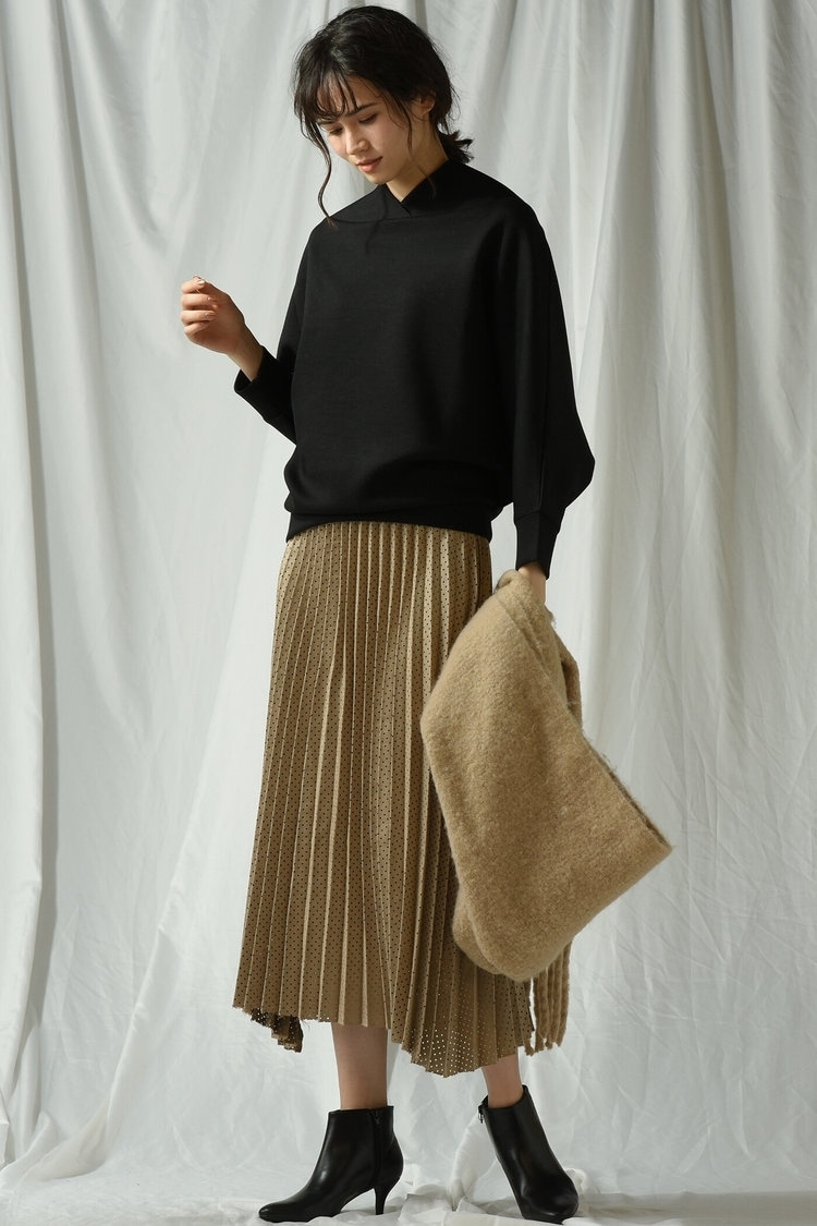 【socolla】ダンボールヌケエリプルオーバー