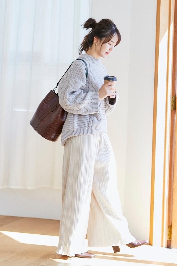 BIGケーブル編みニット