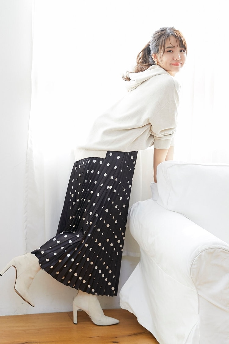 《手洗い可能》配色ニットパーカー