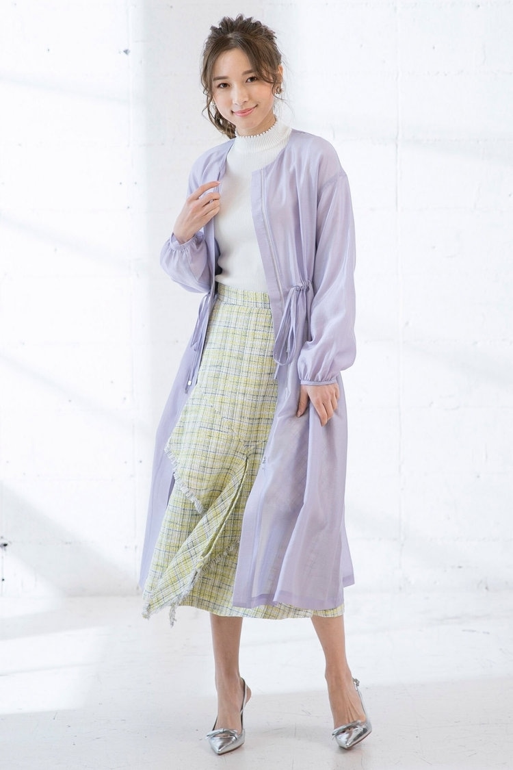 シアーノーカラーコート QUEENS COURT