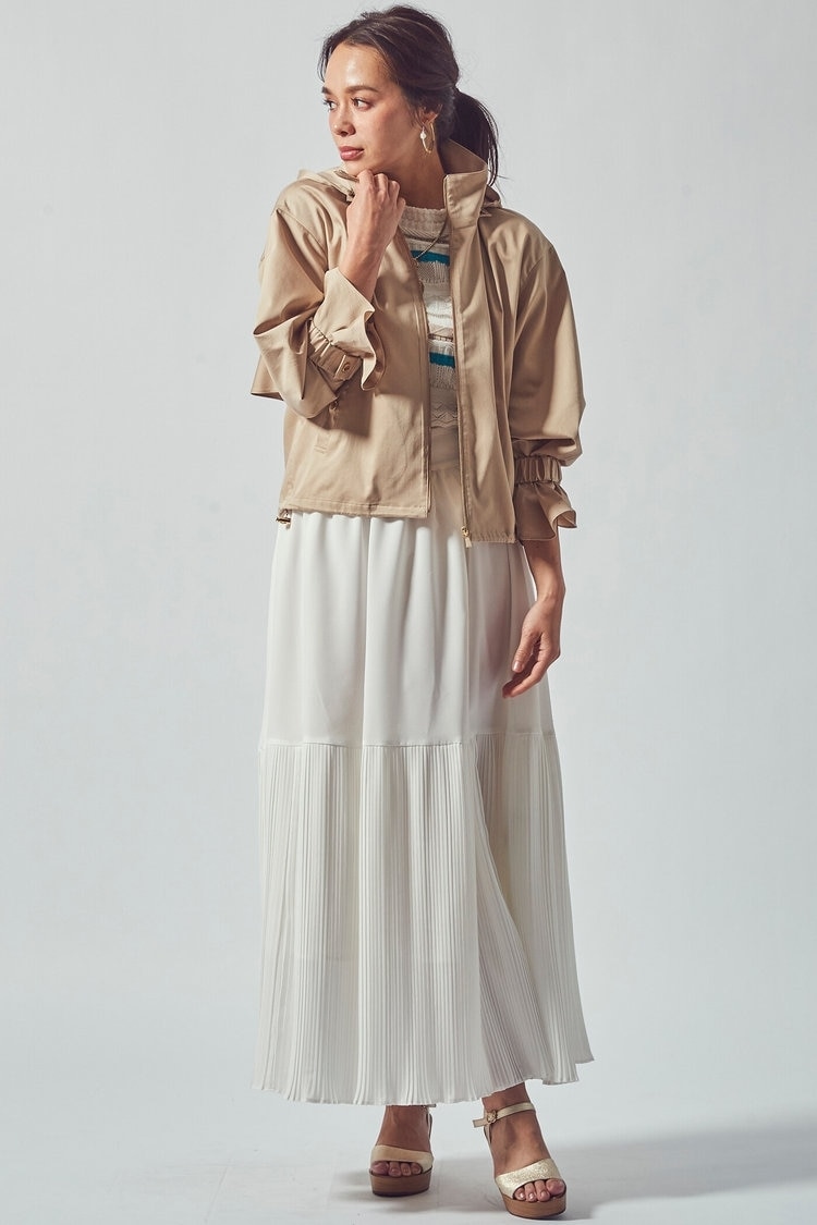 後ろペプラムフード付きブルゾン Viaggio Blu