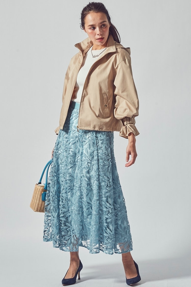 後ろペプラムフード付きブルゾン Viaggio Blu