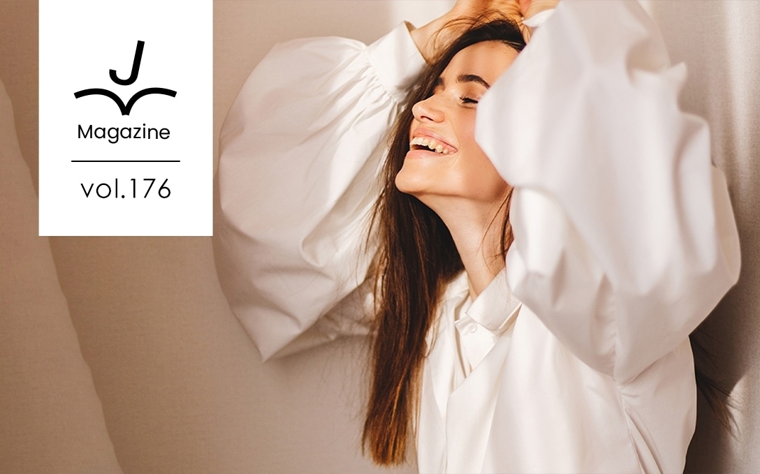 【2021年春夏】シャツで大人レディースコーデ18選！シンプルだけどマンネリしない着こなし