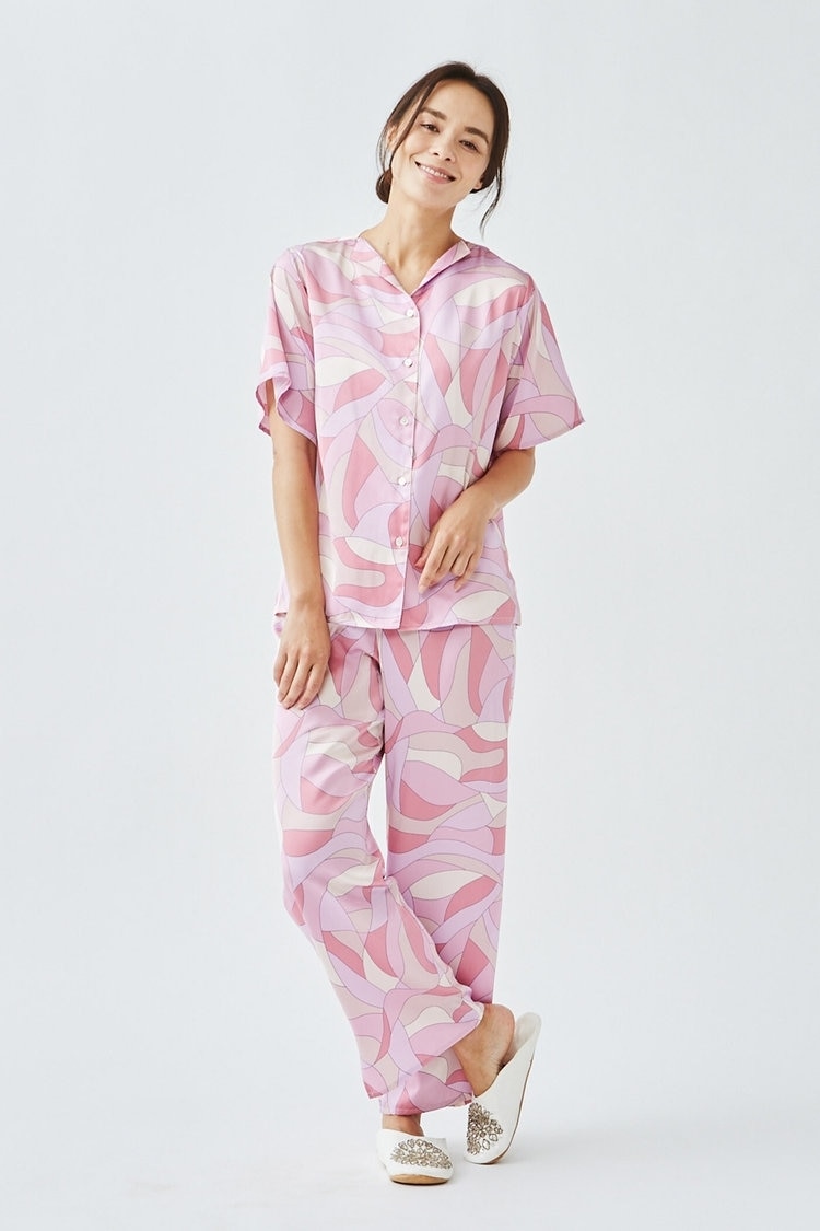シルキーサテン幾何プリントパンツ≪SET UP対応≫ COMODO BLU
