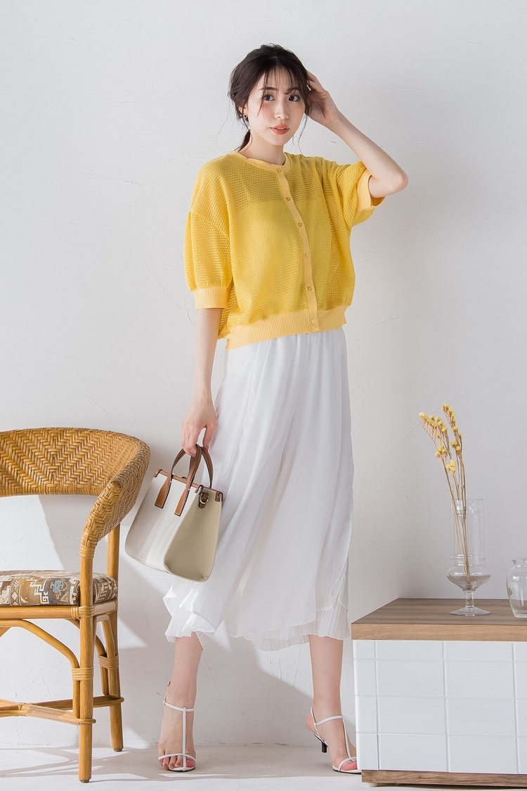 温泉デートにはビタミンカラーで明るい雰囲気に