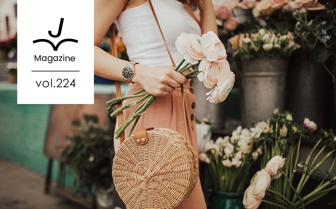 アースカラーってどんな色？季節別おすすめアイテムやコーデをご紹介