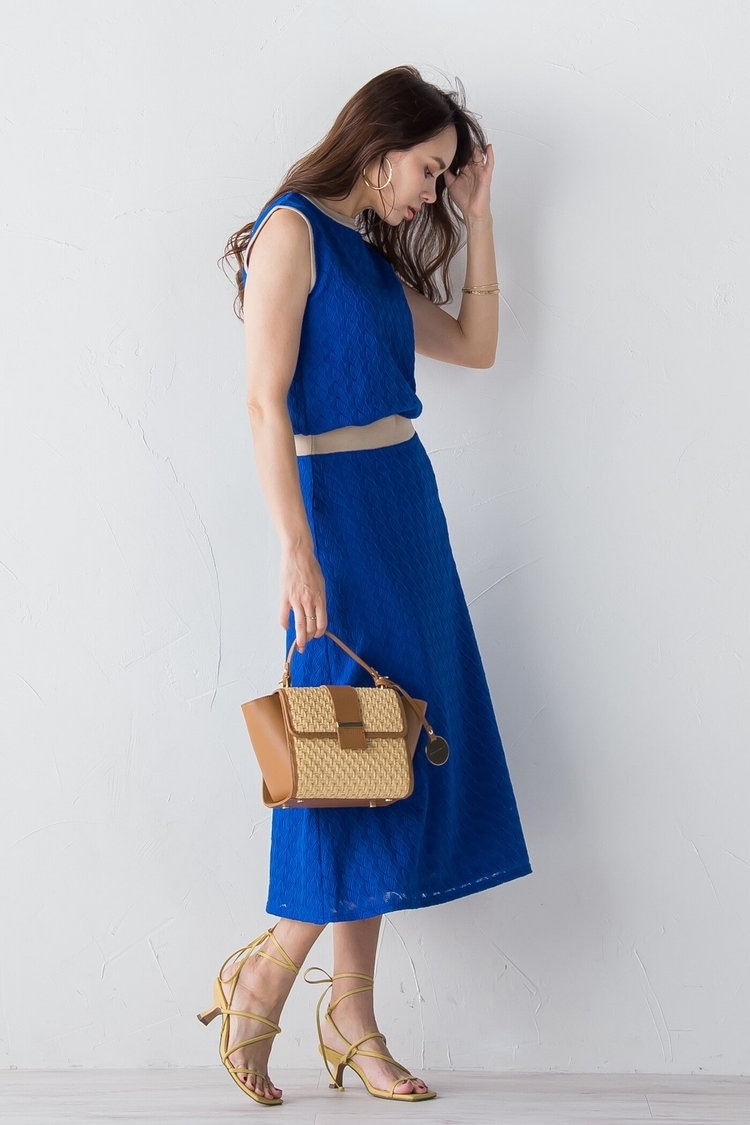 ノースリワンピースの夏カジュアルコーデ Viaggio Blu