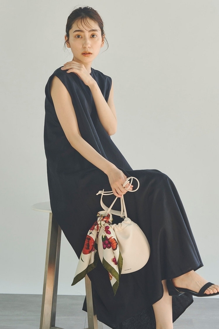 リネンワンピースで楽ちん&おしゃれな30代ママスタイル