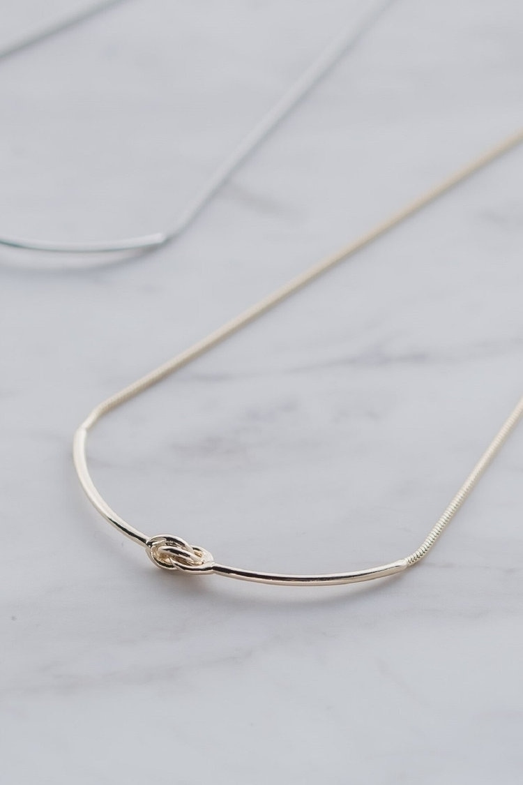 小ぶりのネックレス LAUTREAMONT