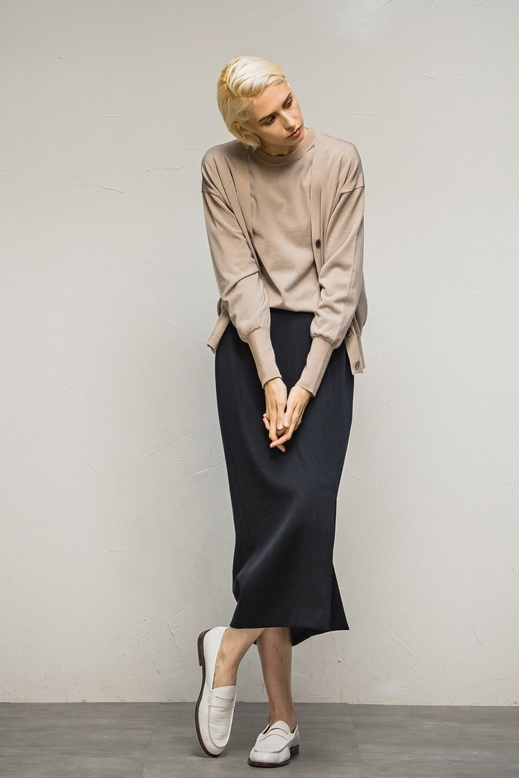 Iラインタイトスカートでクラシカル＆大人っぽく LAUTREAMONT DE CLASSE