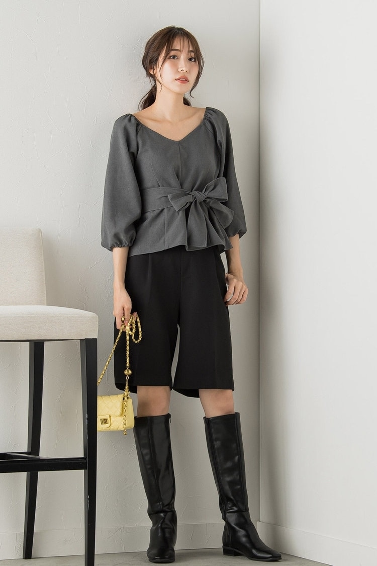 大人の女性にこそおすすめのきれいめショートパンツコーデ VICKY