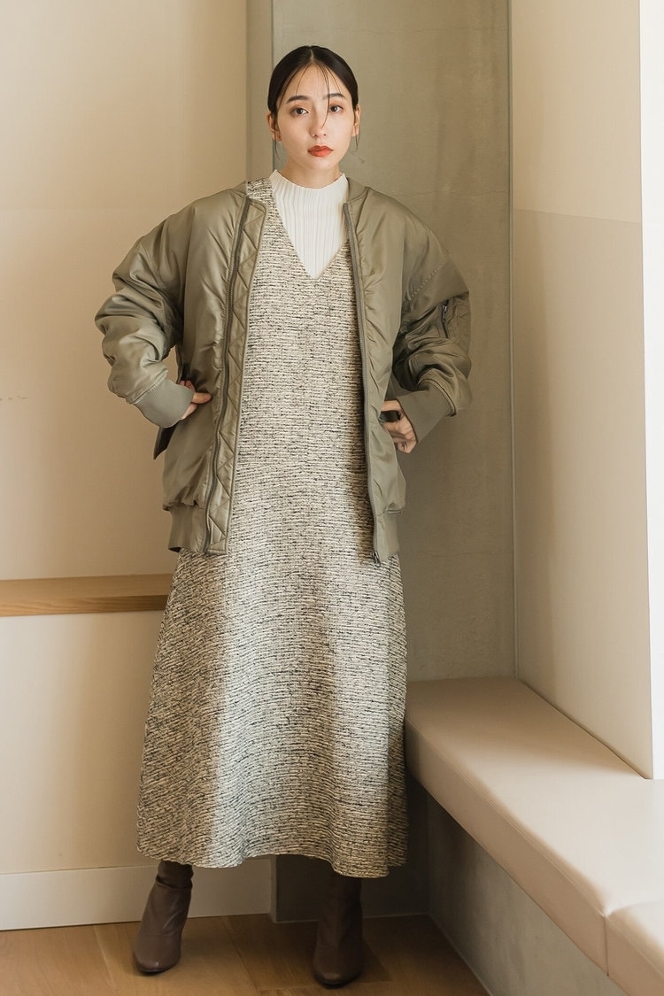 ジャンパースカートはツイード×すっきりシルエットで大人っぽく LAUTREAMONT